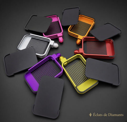 Plateaux multicolores